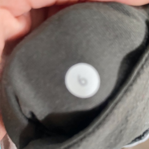 Size 6 Lululemon yoga pants - Picture 2 of 3